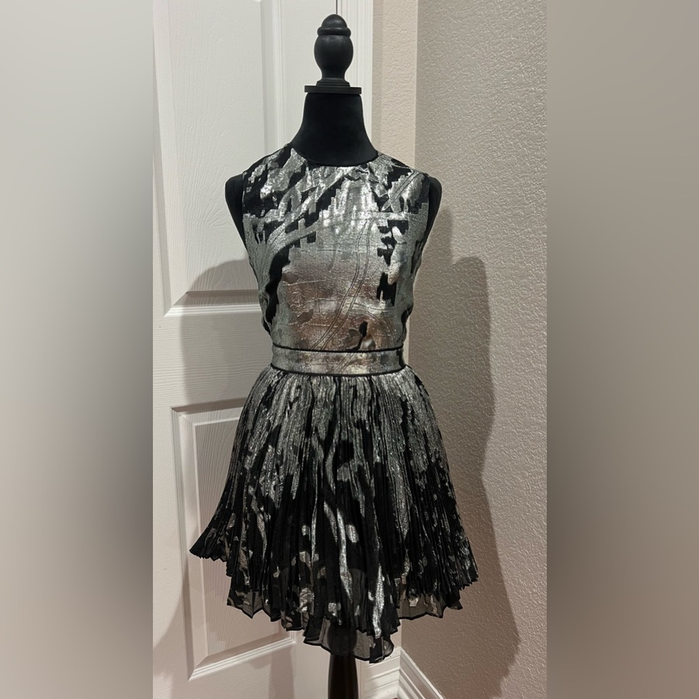 Org $545 Simkhai Selkie round-neck minidress Made in United States size 0